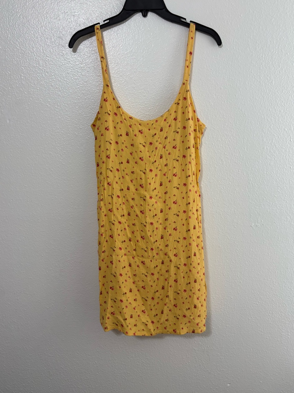 Reformation Size 8 Yellow Floral Cami Mini Dress Feminine Romantic Travel Party